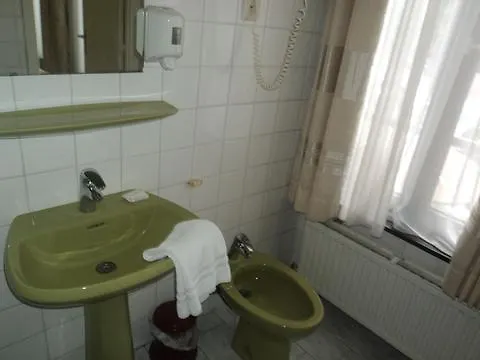 Hotel Albergo Saint-Josse-ten-Noode 2*, Βρυξέλλες Βέλγιο